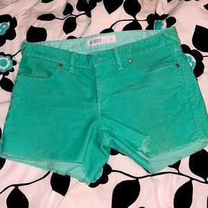 Carve Designs mint green size 4 corduroy shorts